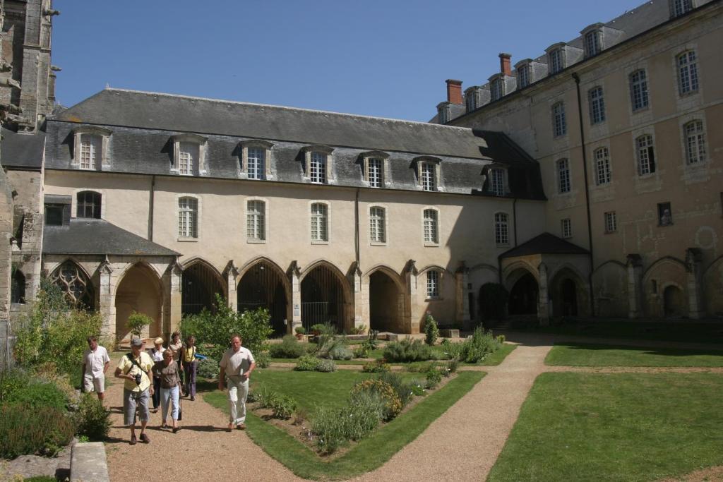 Hotel Camping Au Coeur De Vendôme Exterior foto